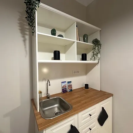 Domus Vaticano - 200 M Da San Pietro