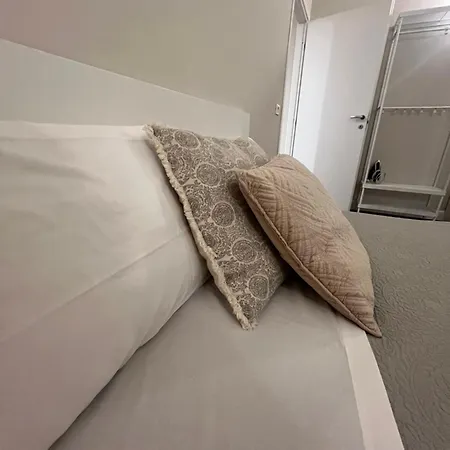 Domus Vaticano - 200 M Da San Pietro * Řím